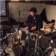 Lezioni di batteria e percussioni.
Sia on line che live